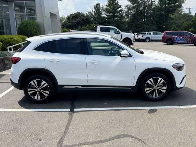 2025 Mercedes Benz GLA 250 4MATIC photo 7