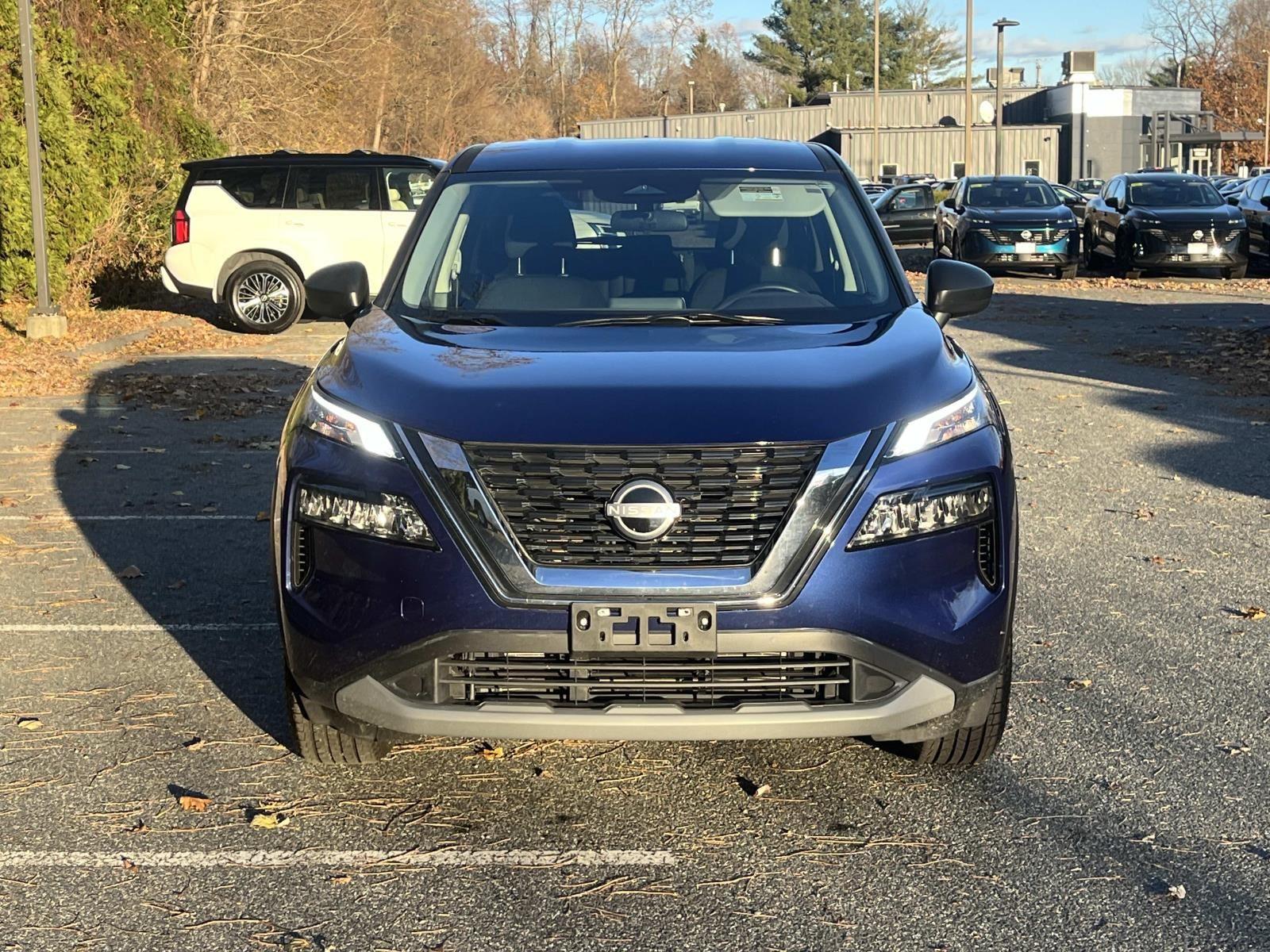 2023 Nissan Rogue S photo 2