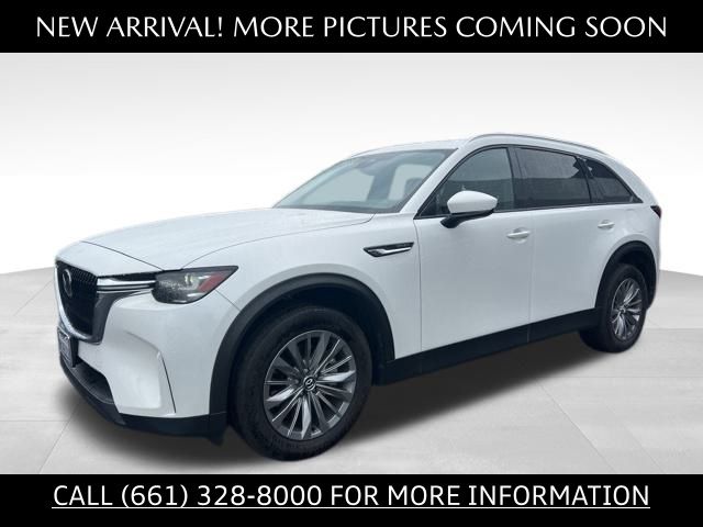 2024 Mazda CX-90 Preferred Package's photo
