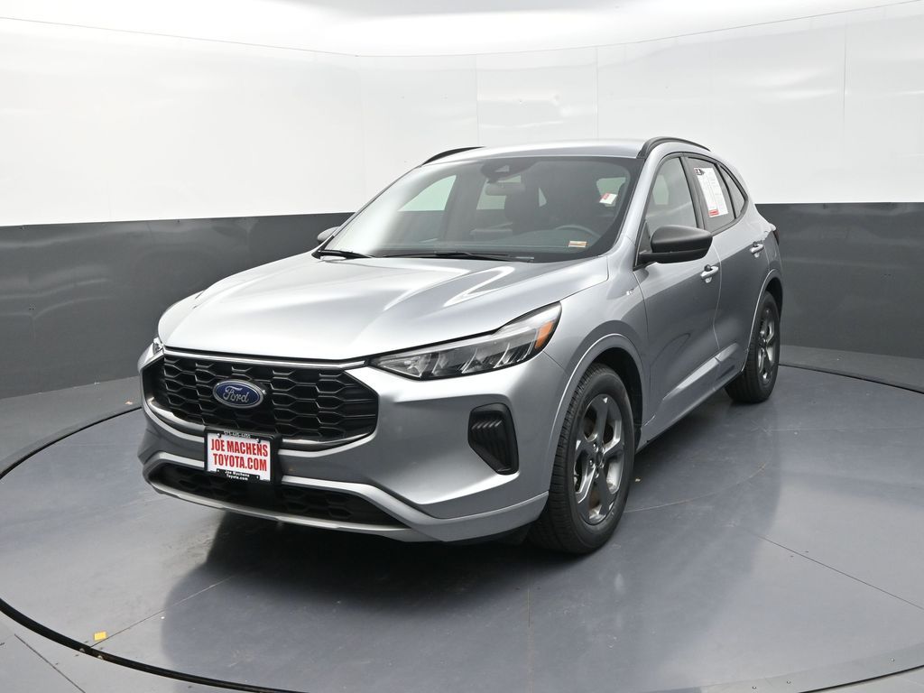2024 Ford Escape ST-Line photo 3