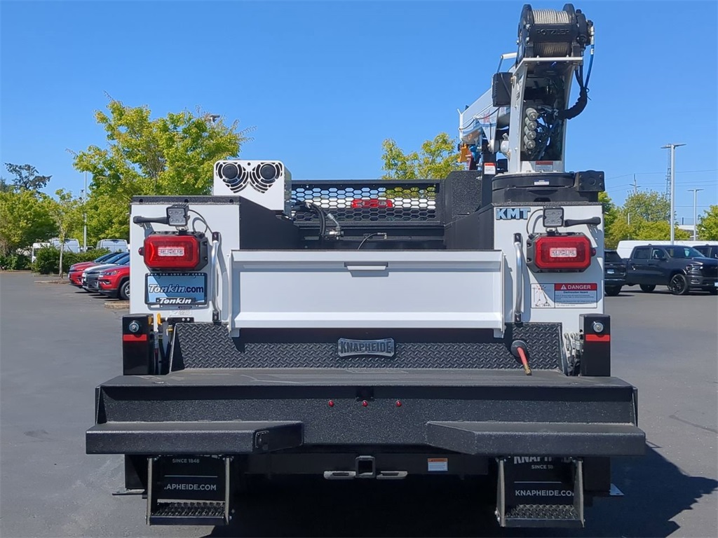 2024 Ram 5500 Tradesman photo 4