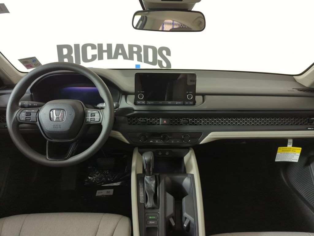 2025 Honda Accord LX photo 14