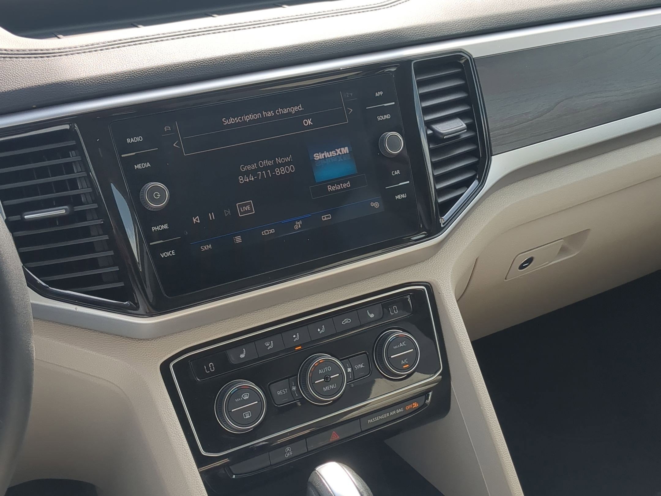 2023 Volkswagen Atlas V6 SE Technology photo 16