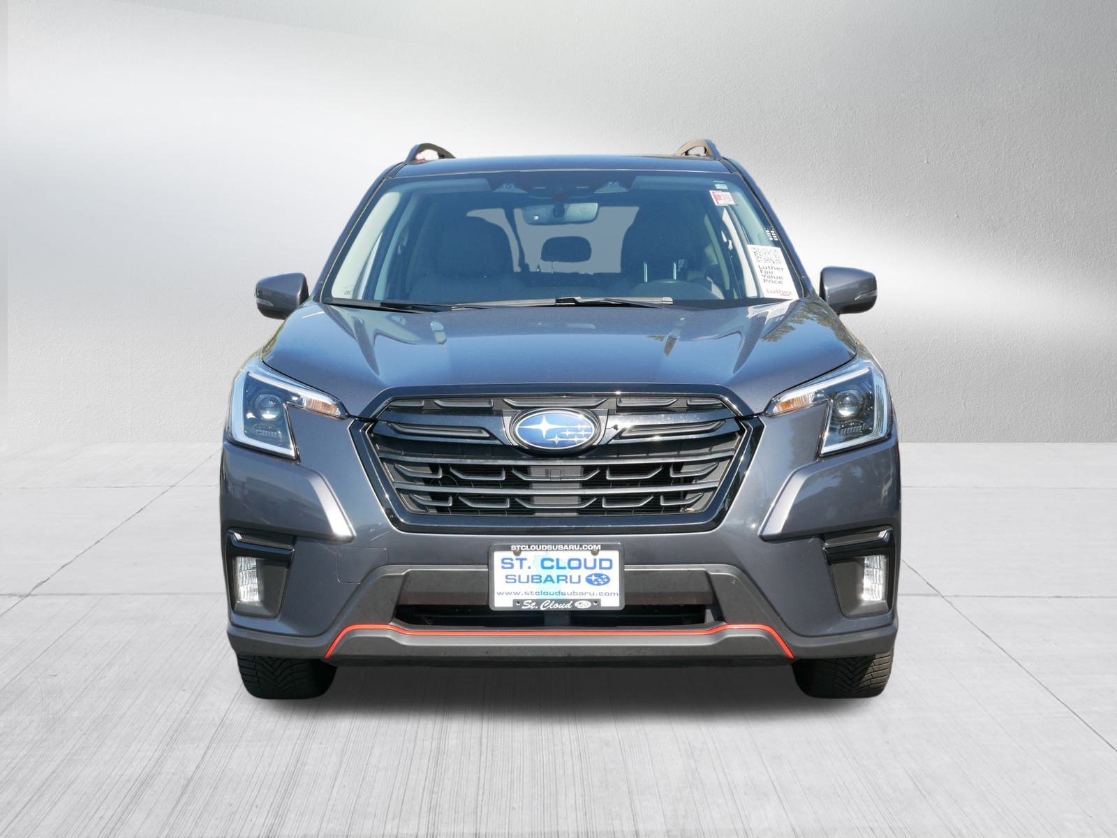 2023 Subaru Forester Sport photo 2