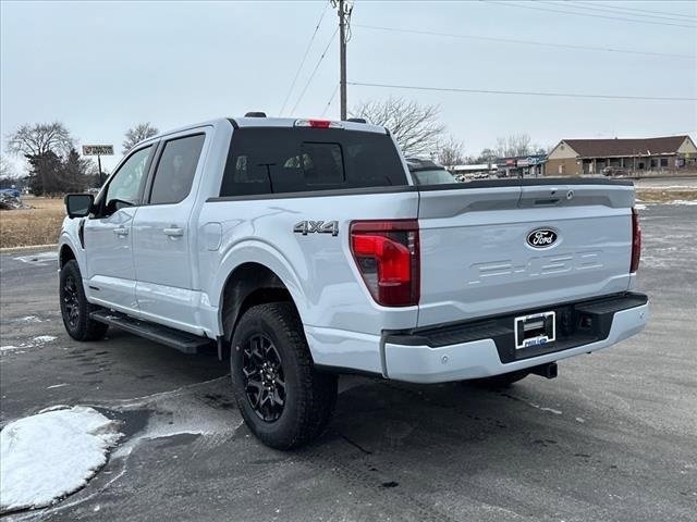 2025 Ford F-150 XLT photo 4