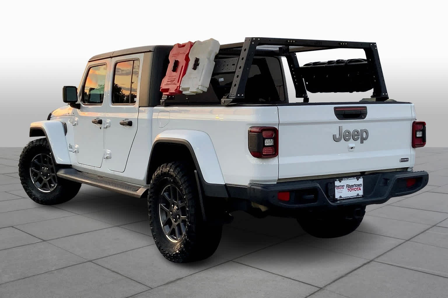 2020 Jeep Gladiator Overland photo 11