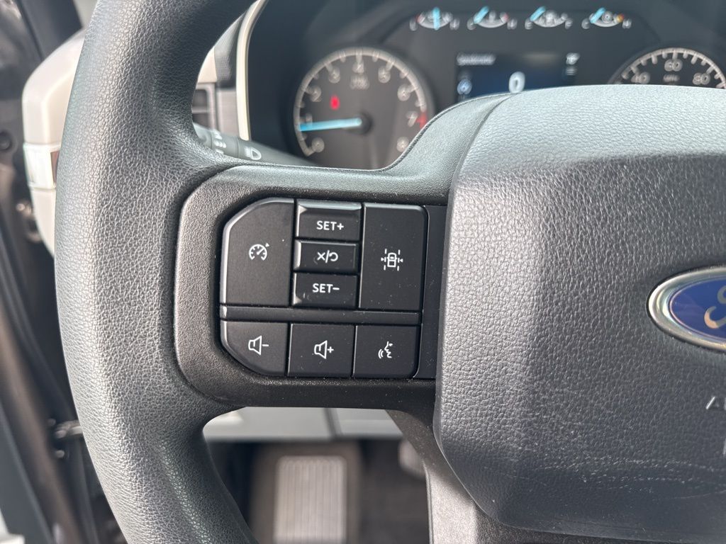 2022 Ford F-150 XLT photo 14
