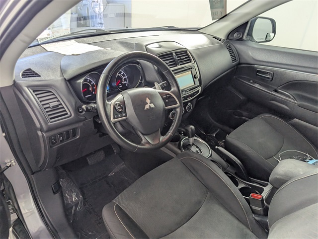 2015 Mitsubishi Outlander Sport SE photo 10