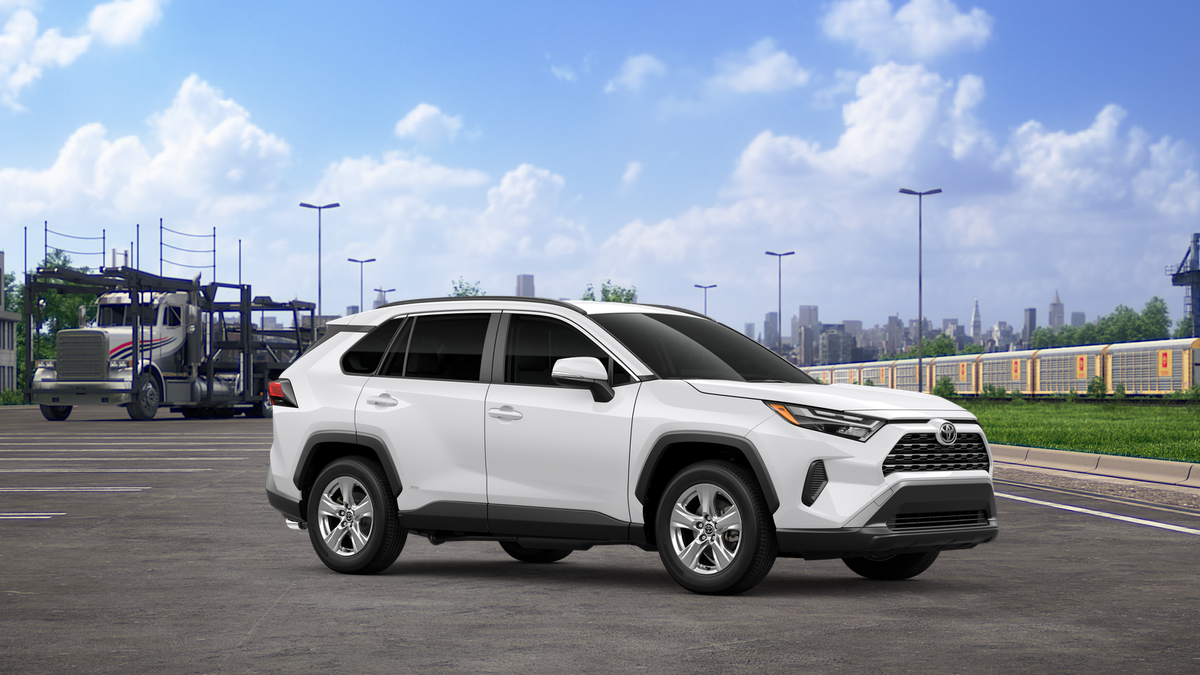 2025 Toyota RAV4 Hybrid XLE photo 14