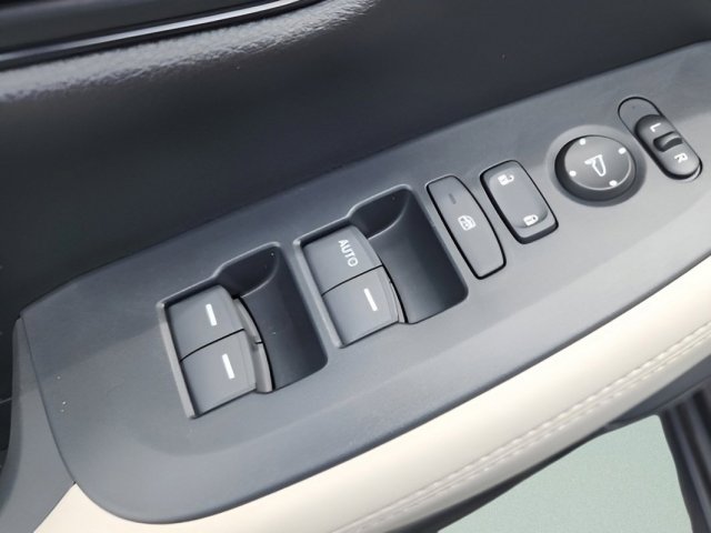 2026 Honda HR-V LX photo 19