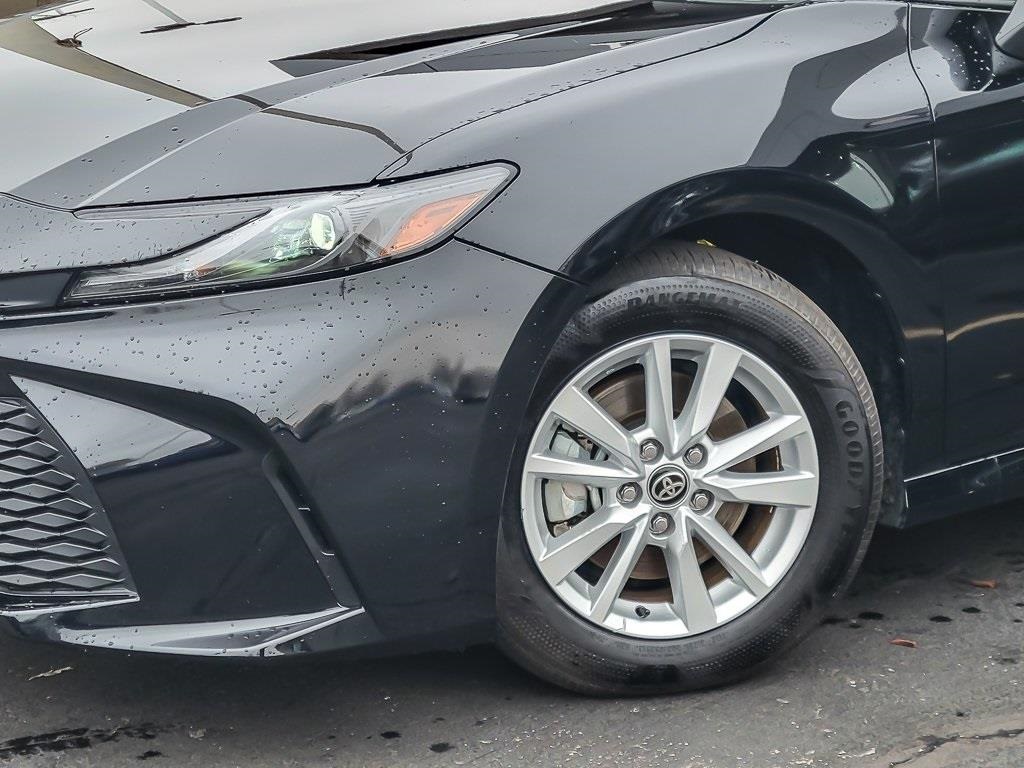 2025 Toyota Camry XLE photo 2