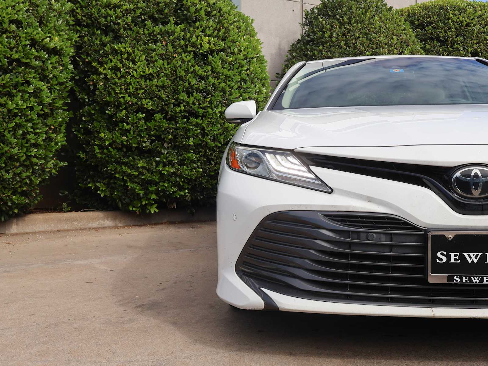 2018 Toyota Camry SE XLE photo 4