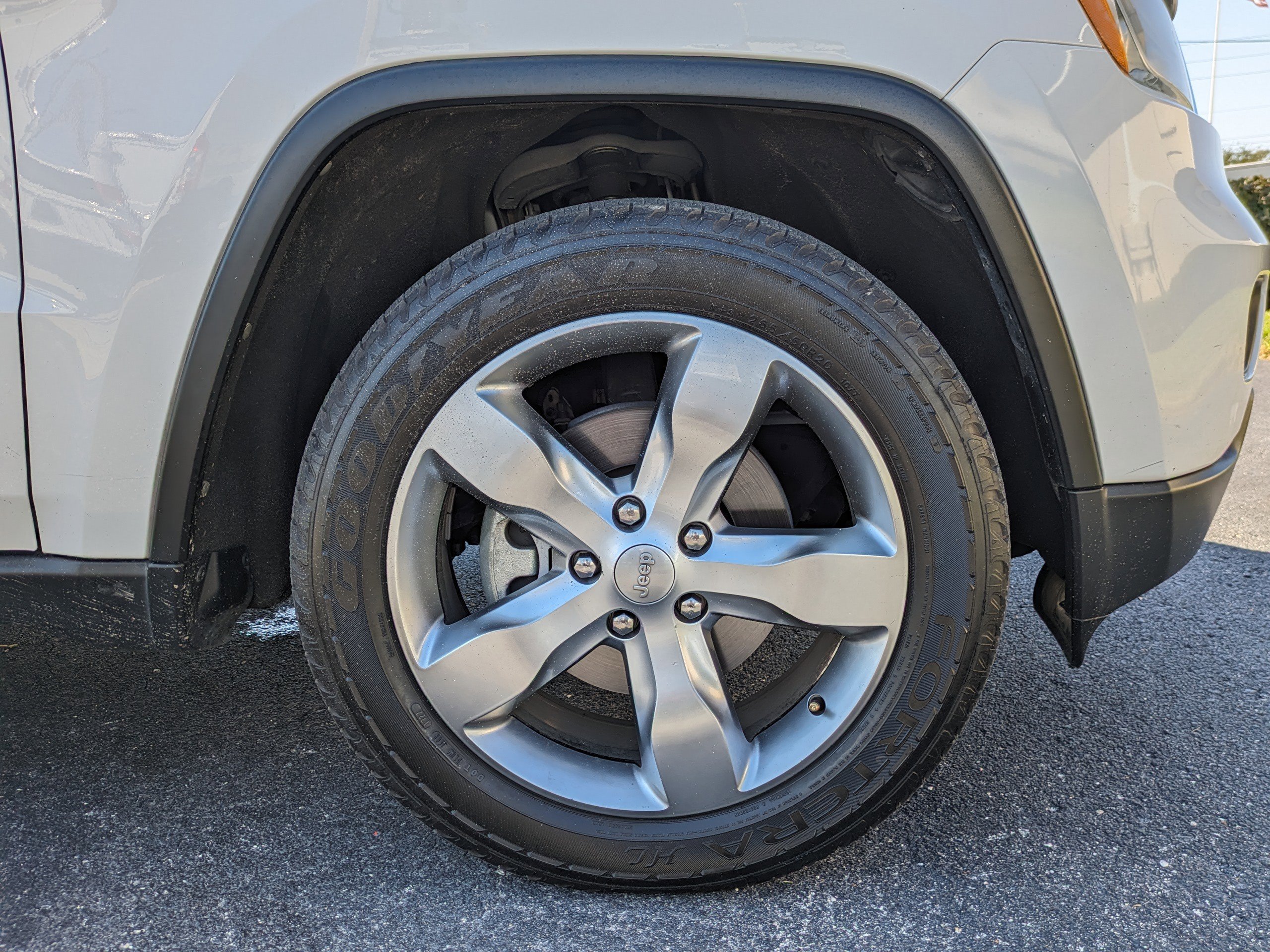 2013 Jeep Grand Cherokee Overland photo 10