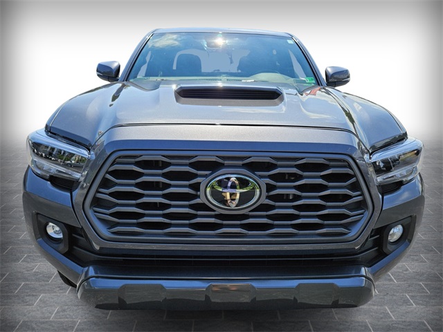 2023 Toyota Tacoma TRD Sport photo 2