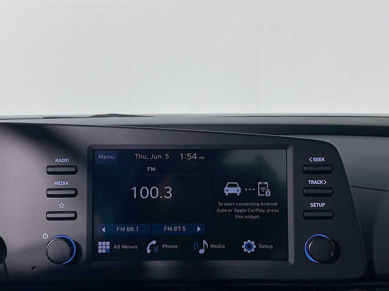 2025 Hyundai Elantra SEL Sport photo 8
