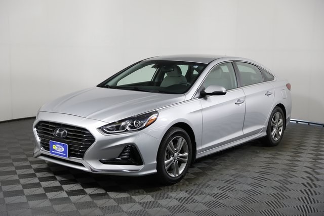 2018 Hyundai Sonata SEL photo 2