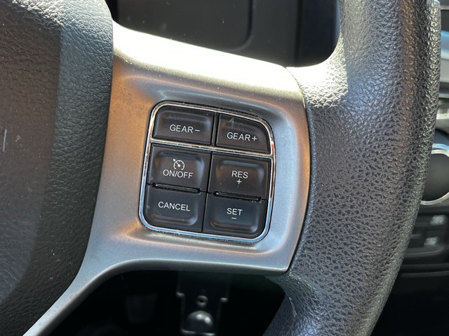 2022 Ram 1500 Classic Warlock photo 18