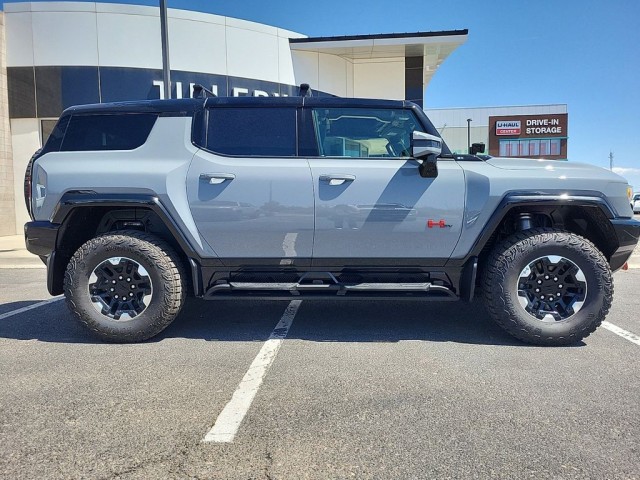 2024 GMC HUMMER EV SUV 2X