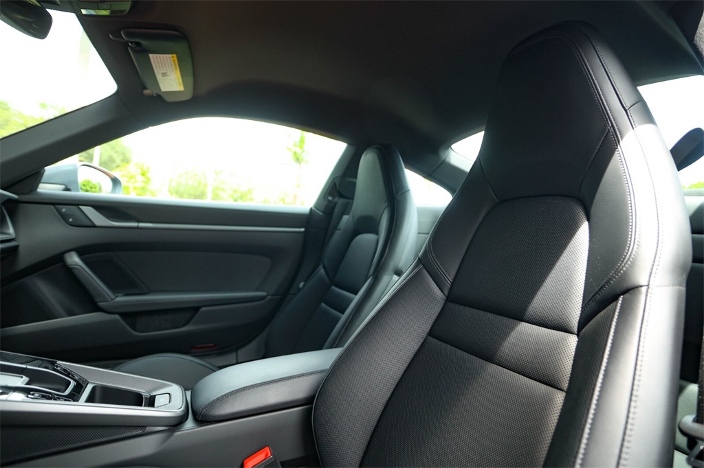 2024 Porsche 911 S photo 37