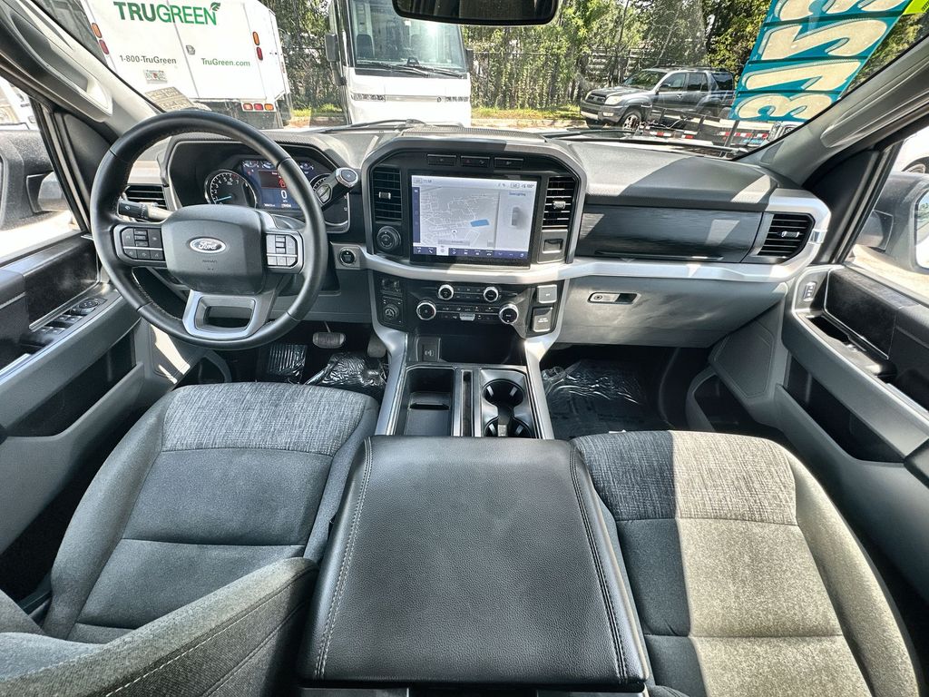 2023 Ford F-150 XLT photo 18