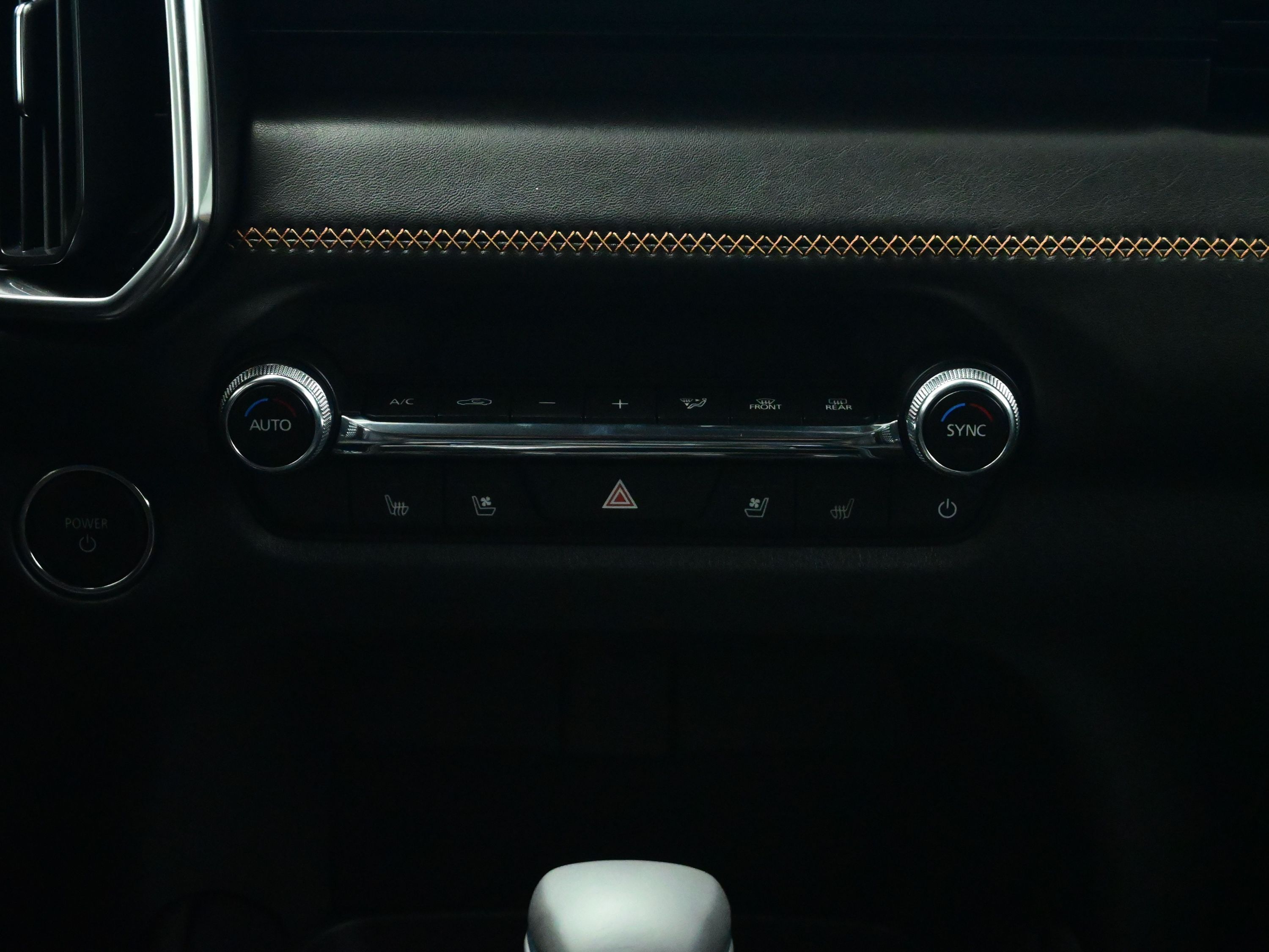 2025 Mazda CX-50 Premium Plus photo 4