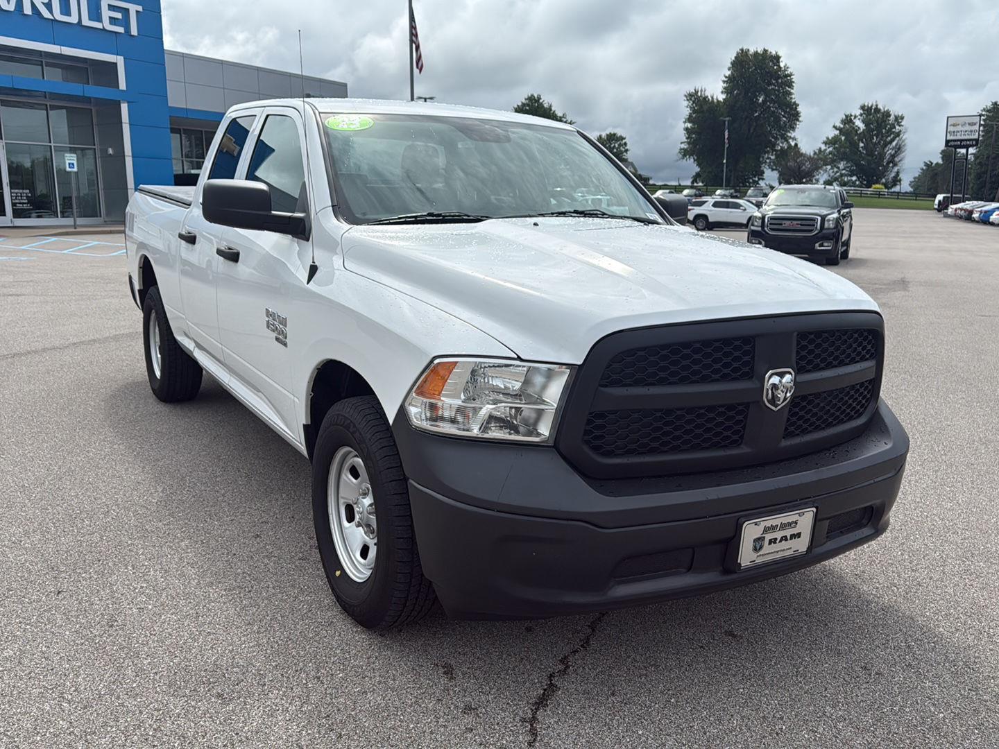 2023 Ram 1500 Classic Tradesman photo 2