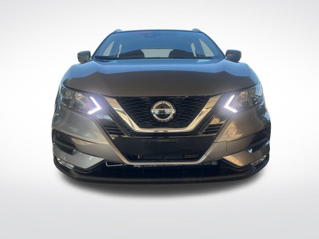 2022 Nissan Rogue Sport SV photo 2