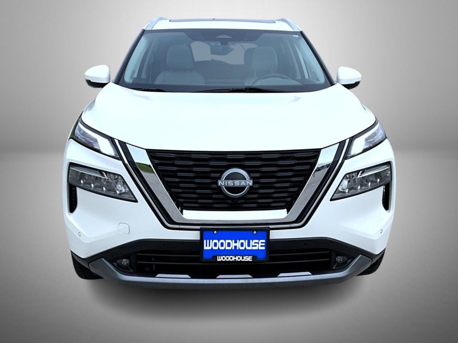 2022 Nissan Rogue SL photo 2