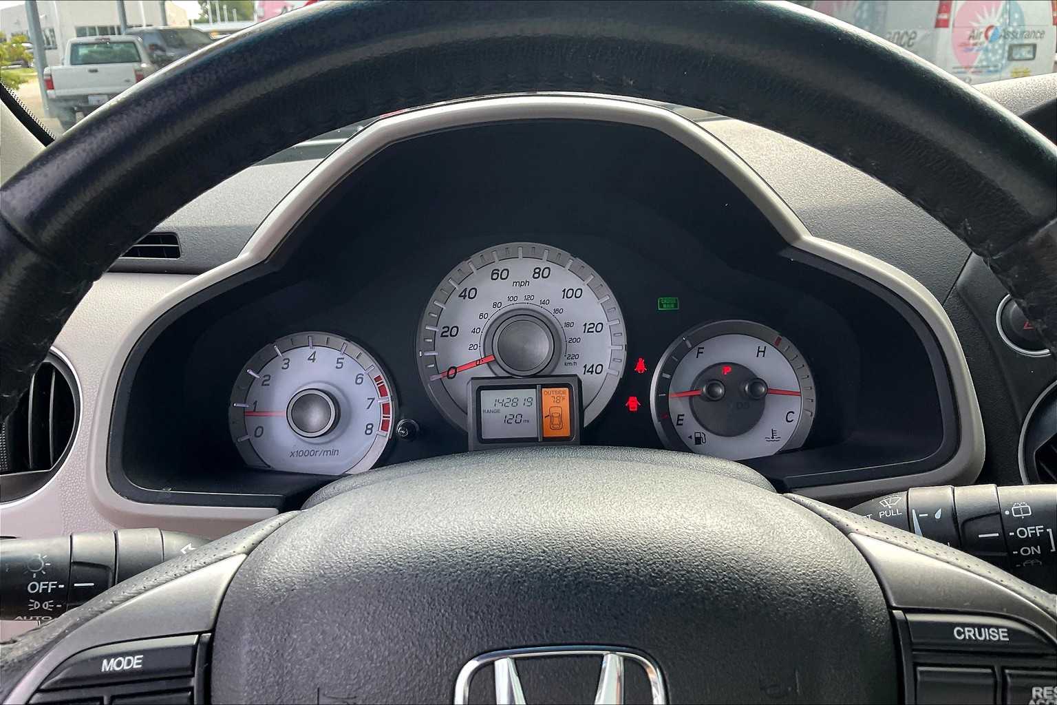 2014 Honda Pilot EX-L photo 23