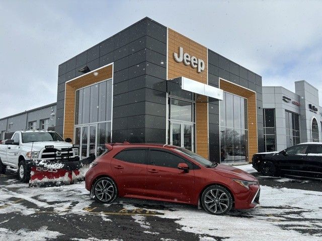 2019 Toyota Corolla Hatchback XSE's photo