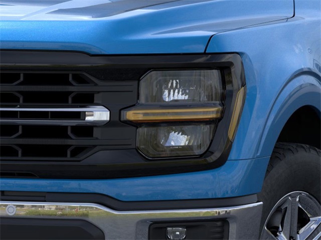 2025 Ford F-150 XLT photo 17