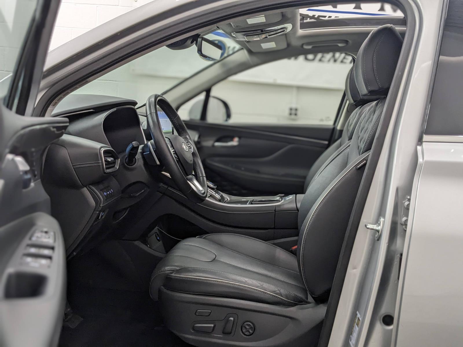 2023 Hyundai Santa Fe Plug-In Hybrid Limited photo 3