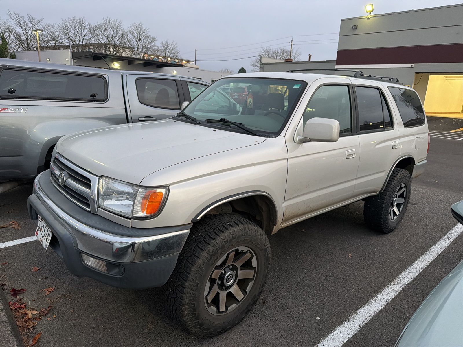 1999 Toyota 4Runner SR5's photo