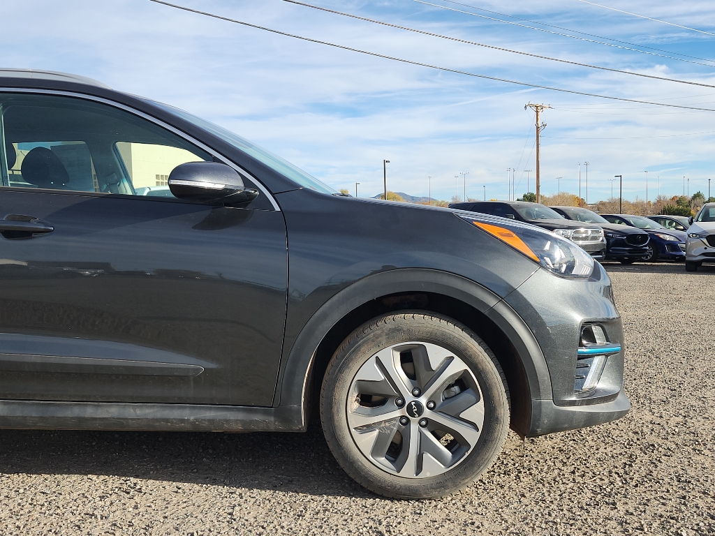 2022 Kia Niro EV S photo 4