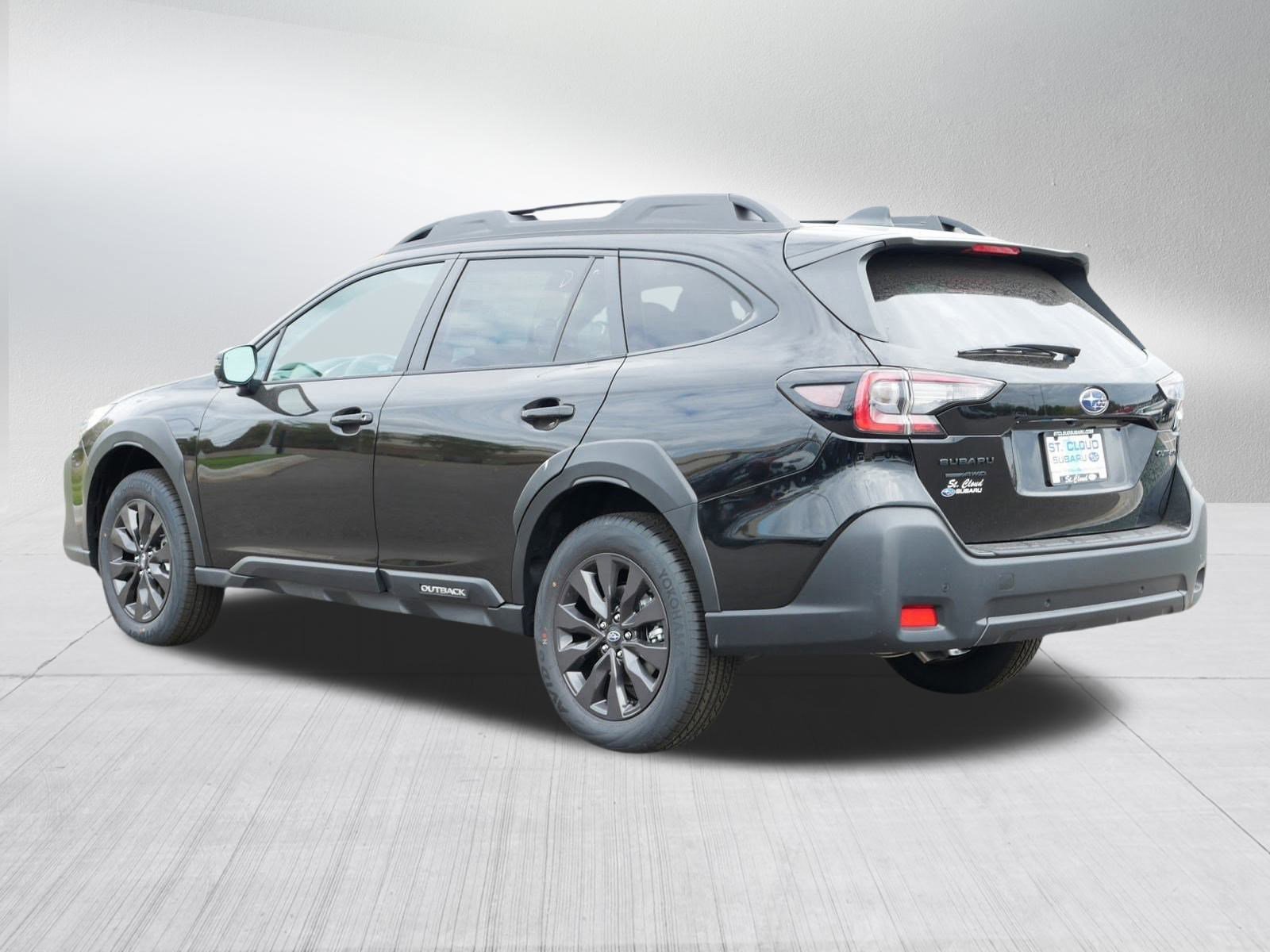 2025 Subaru Outback Onyx Edition photo 3