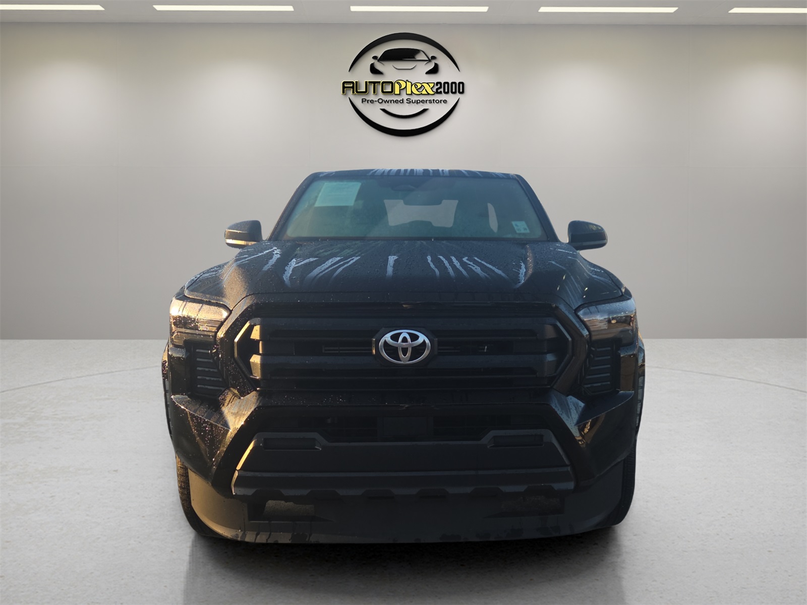 2024 Toyota Tacoma SR photo 2