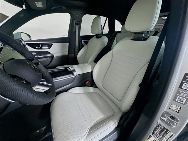 2026 Mercedes Benz GLC 300 photo 18