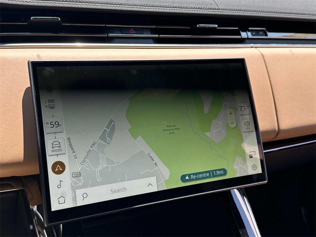 2025 Land Rover Range Rover Sport SE photo 4