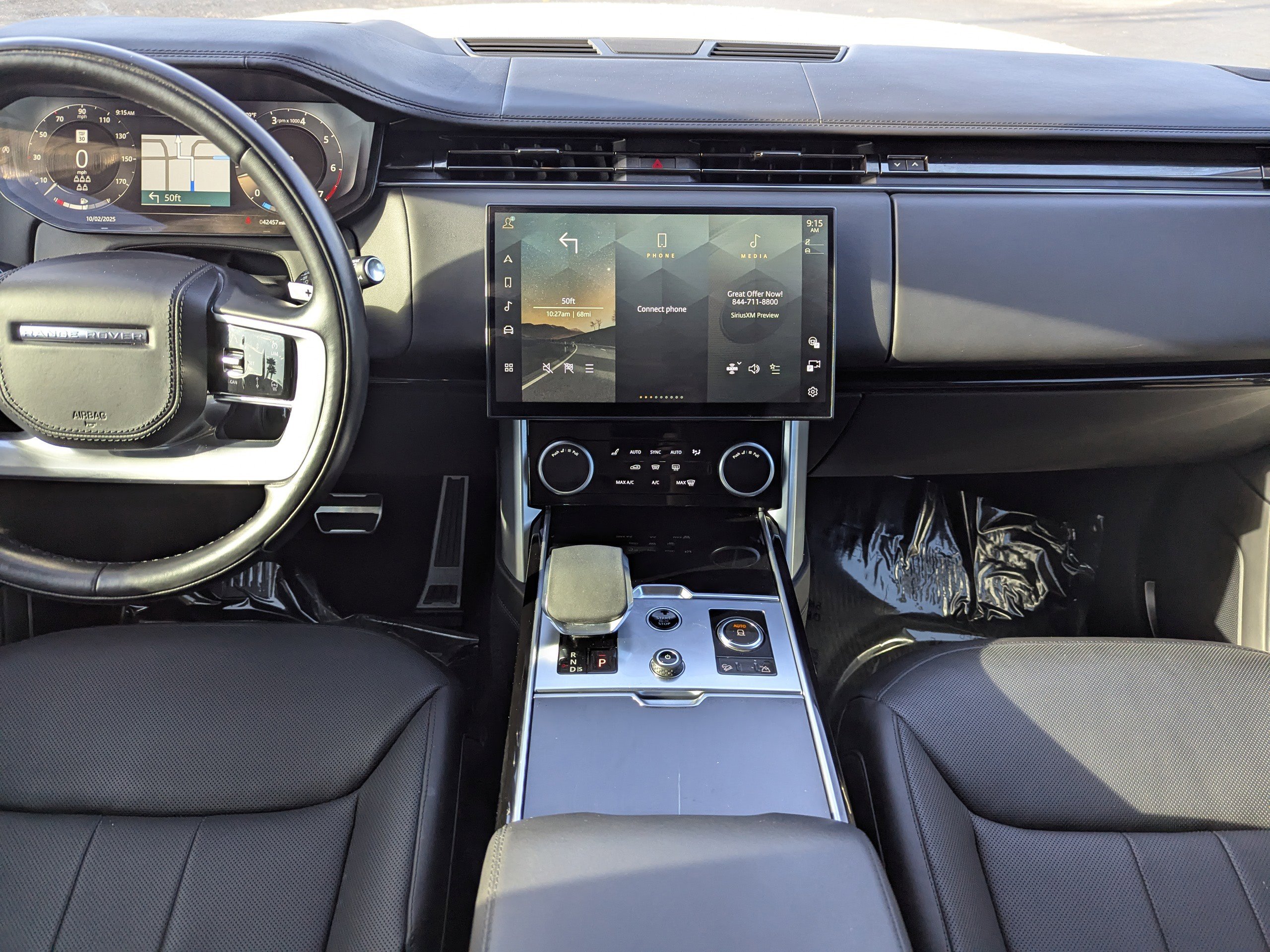 2023 Land Rover Range Rover SE photo 15