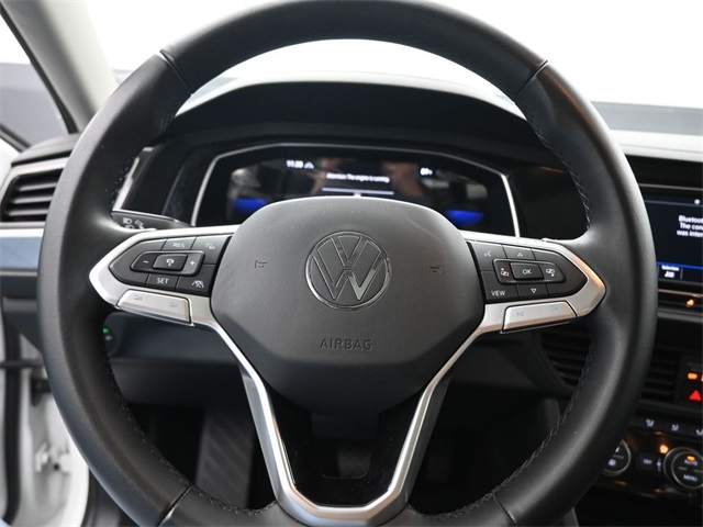 2023 Volkswagen Jetta 1.5T SE photo 2