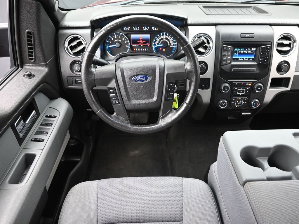 2014 Ford F-150 XLT photo 7