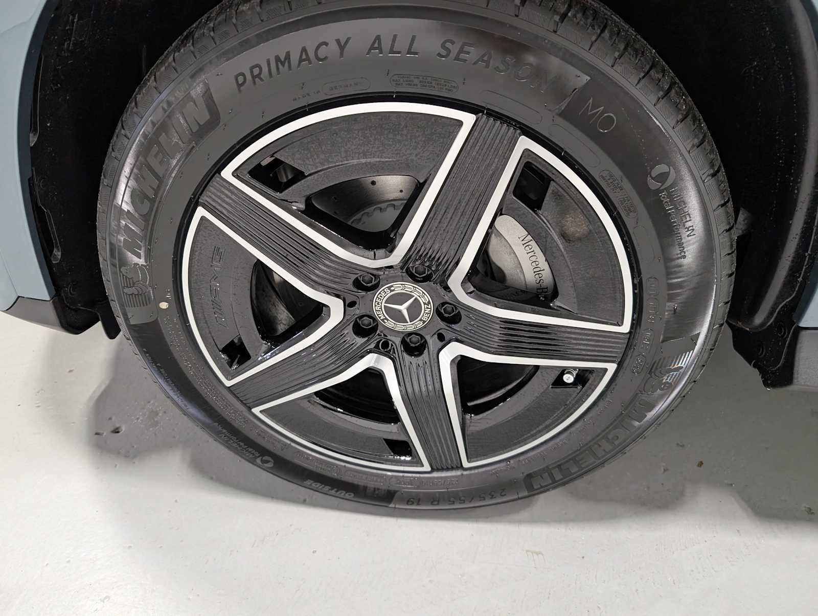 2026 Mercedes Benz GLC 300 4MATIC photo 3