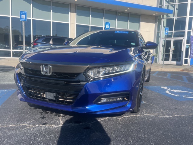 2018 Honda Accord Sport photo 2