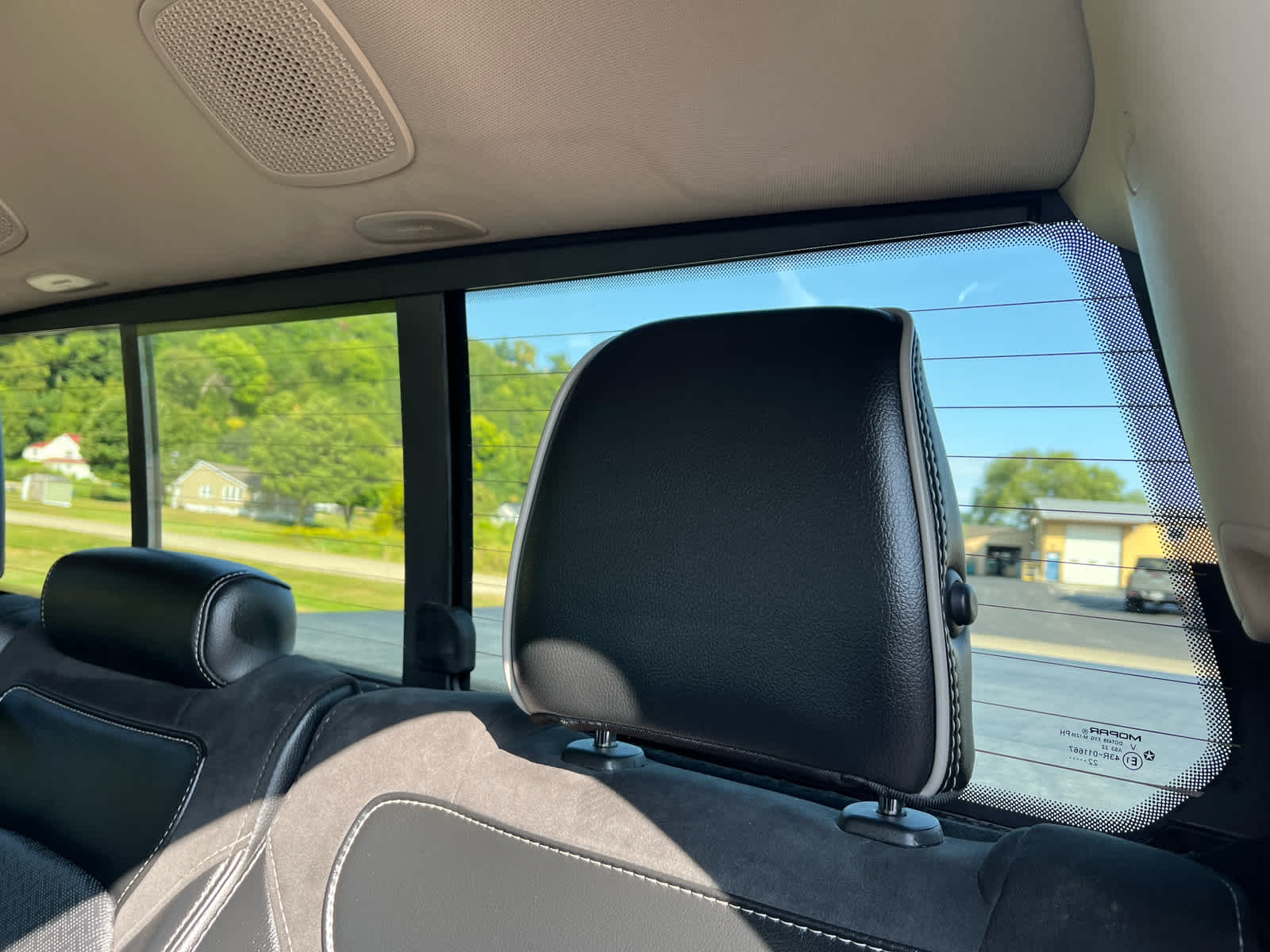 2019 Ram 1500 Laramie photo 35