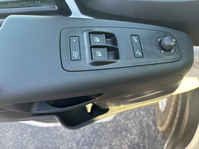 2025 Ram ProMaster 1500 SLT Cargo Van High Roof photo 10