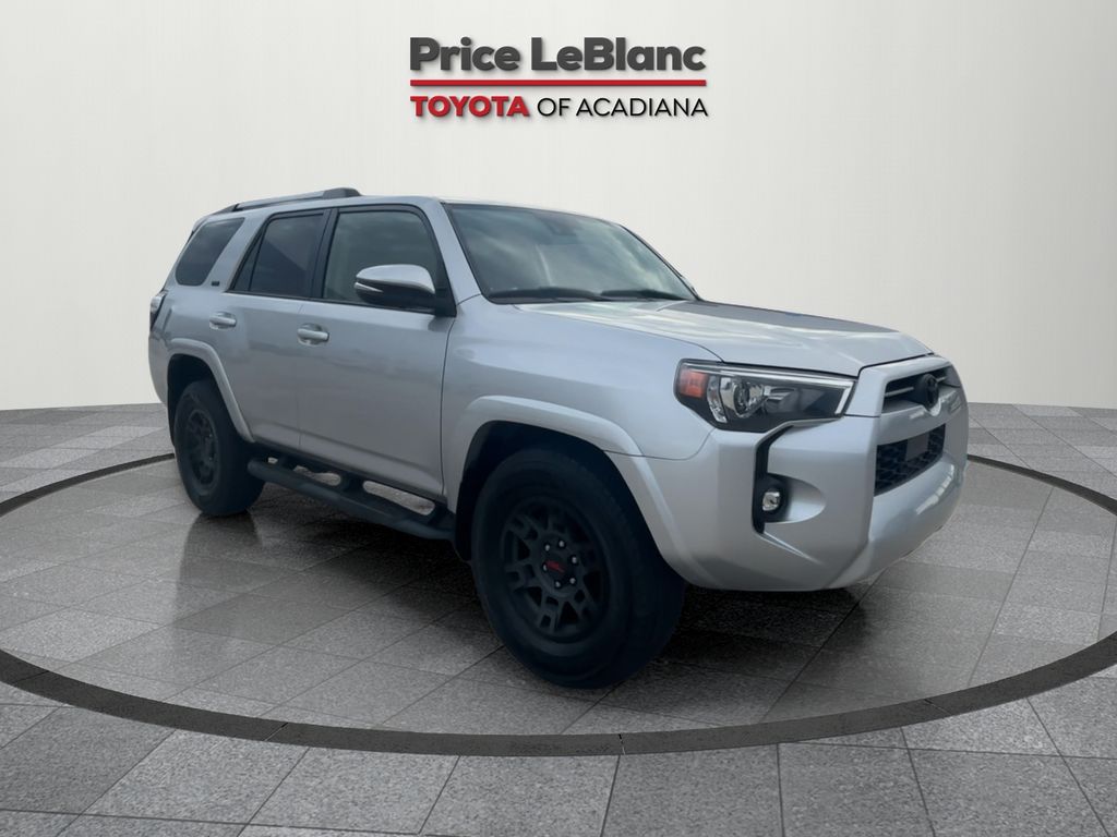2023 Toyota 4Runner SR5 Premium's photo