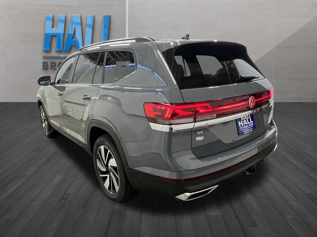 2025 Volkswagen Atlas SE Technology photo 3