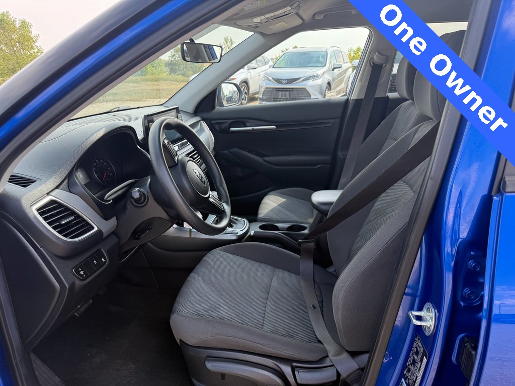 2021 Kia Seltos LX photo 7