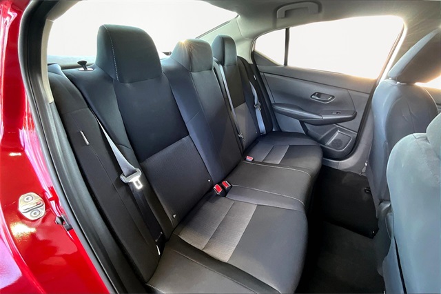 2024 Nissan Sentra SV photo 16