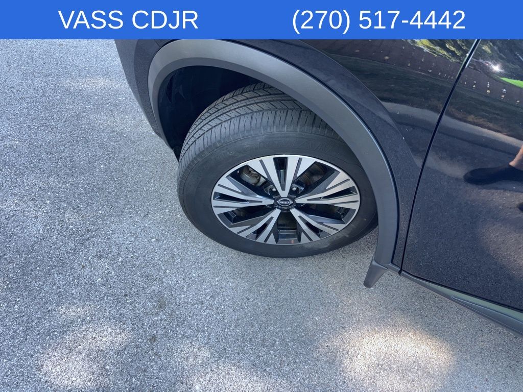 2023 Nissan Rogue SV photo 36
